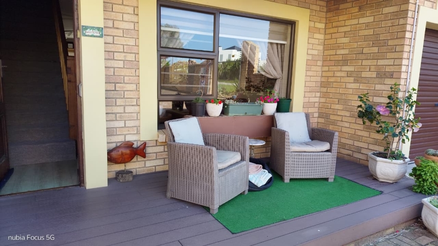 4 Bedroom Property for Sale in Ferreira Town Eastern Cape
